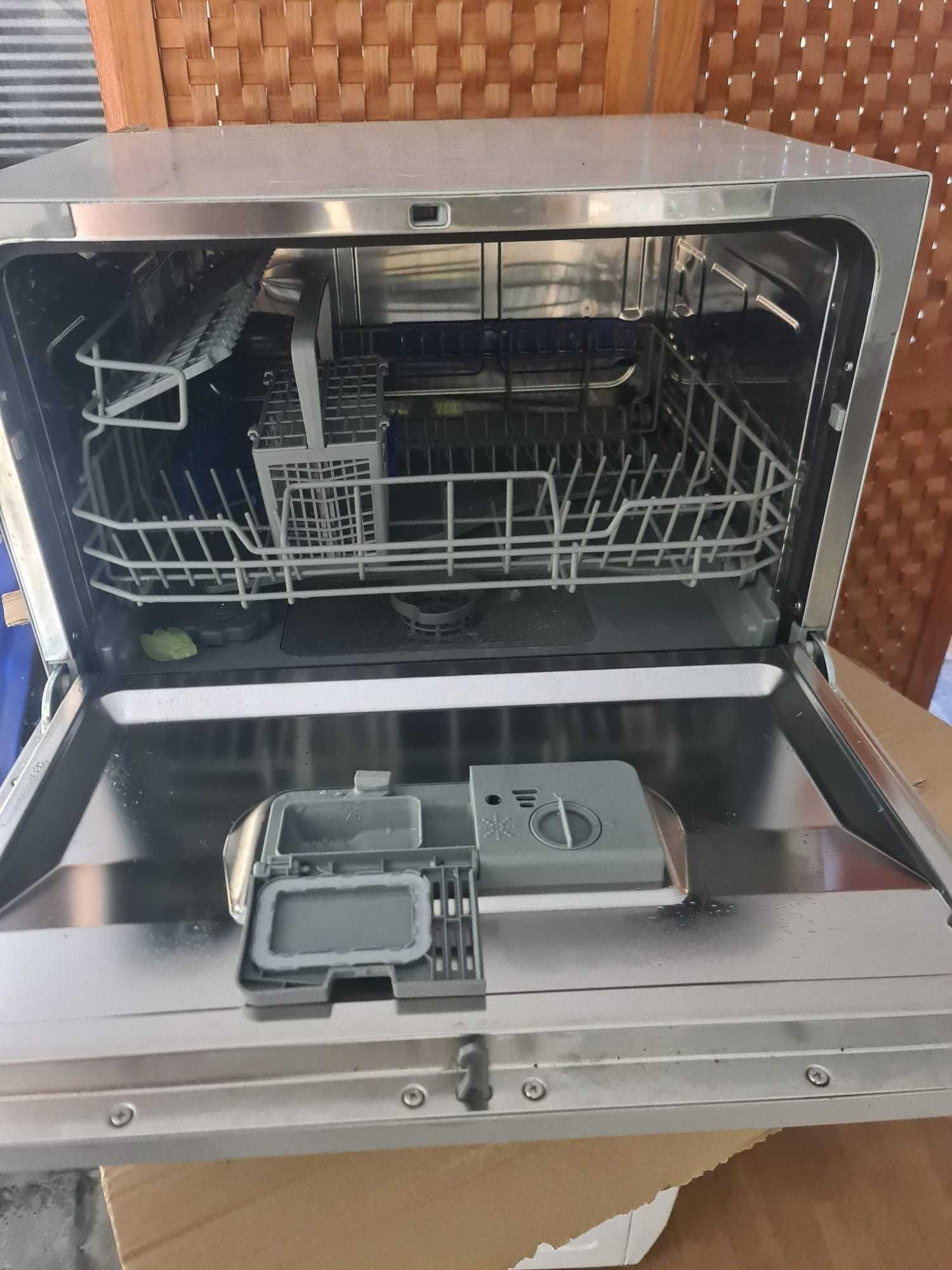 Máquina lavar loiça Candy CDCP 6S