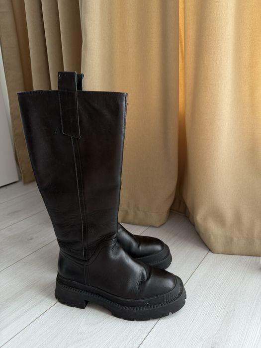 Високі чоботи шкіра