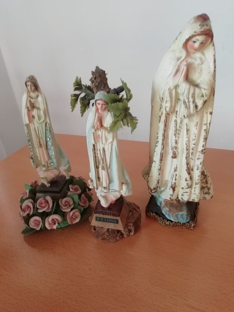 Conjunto de figuras de N. Sra. de Fátima.