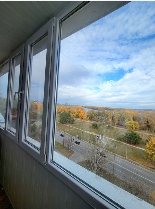 Продам 1 комнатную Чешку на Победе