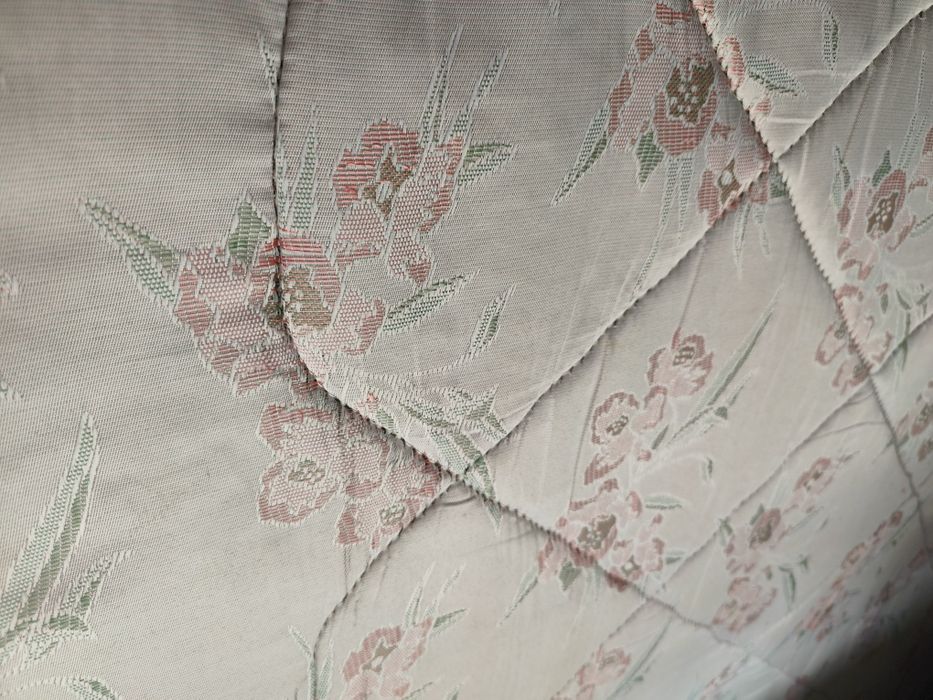 Colchão usado de 118 cm x 183 cm