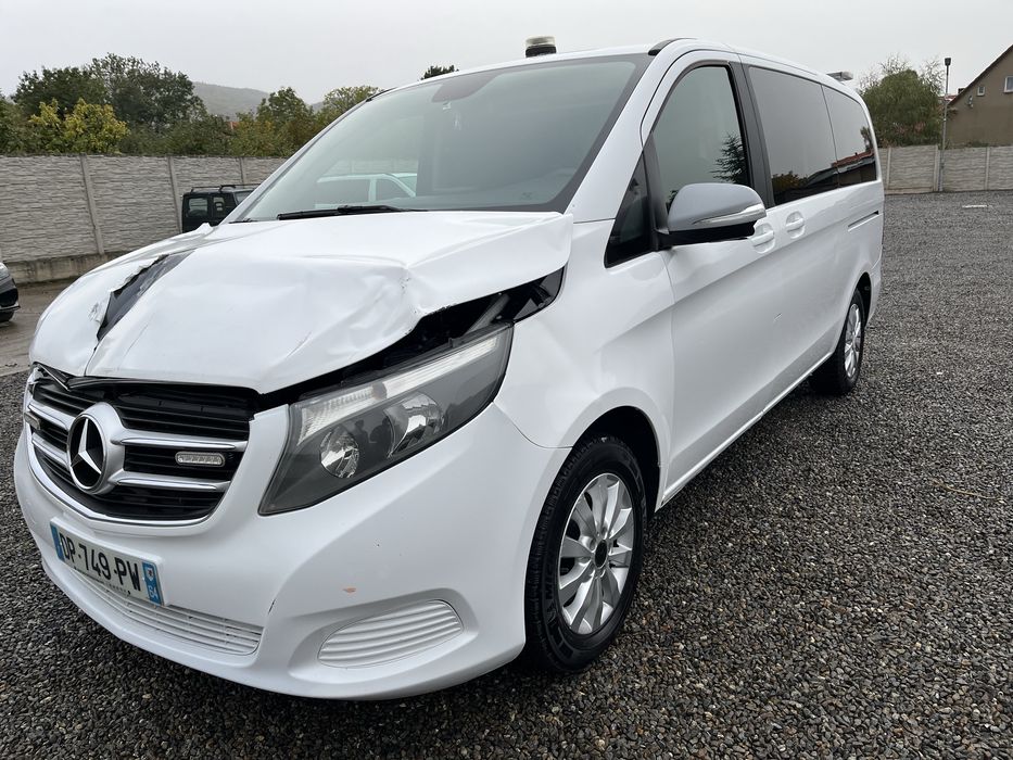 Mercedes V klasa karetka