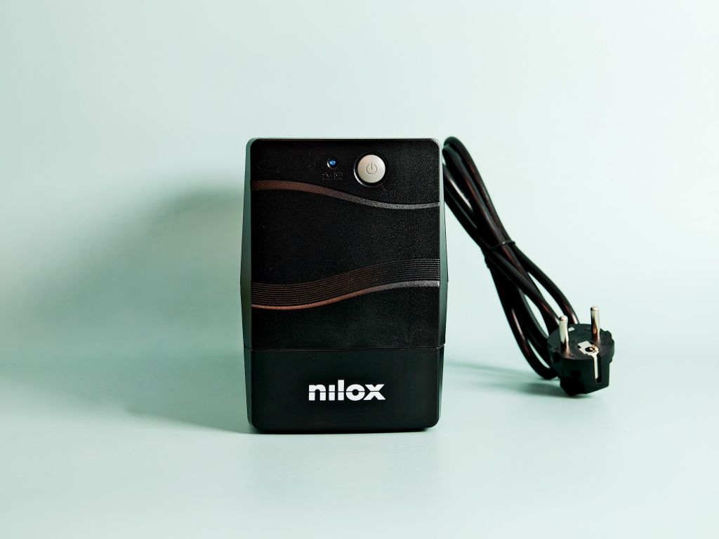 Безперебійник-Бесперебойник ИБП Nilox Premium Line Interactive 1200