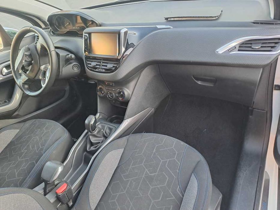 Peugeot 2008  1.2 VTi,  2018, Nacional