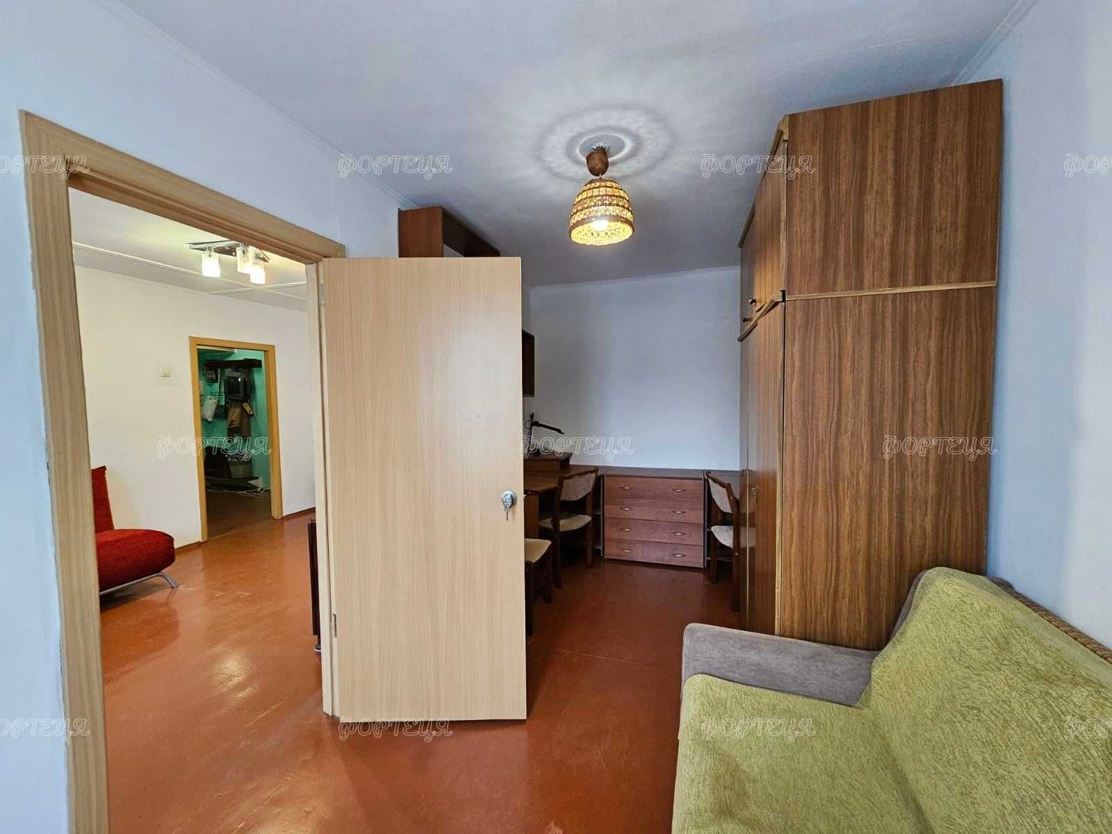 Продам 3- комнатную квартиру  в Центральном районе