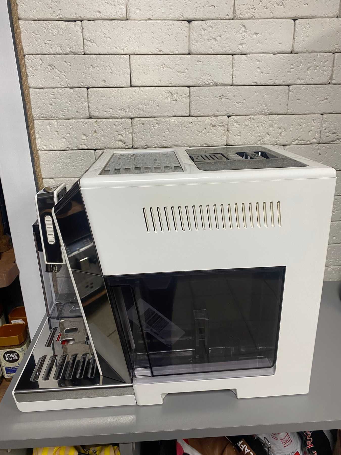 Кавоварка,кофемашина Delonghi Eletta Cappuccino TOP ECAM 45.660