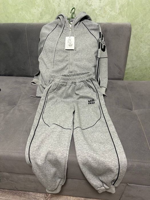 Продам спортивний костюм ріст 160см