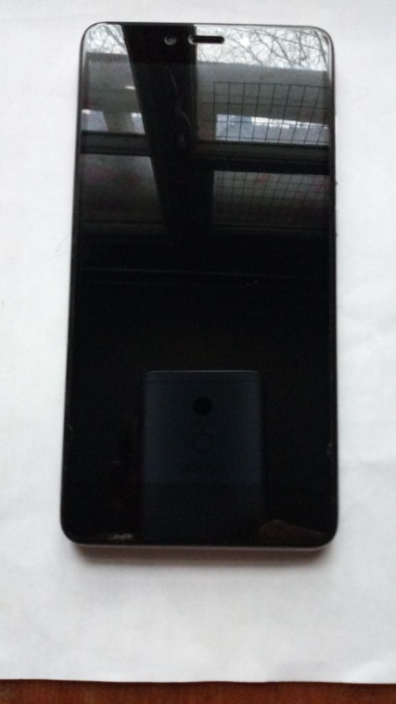 Xiaomi Redmi note 4 , 3/64.