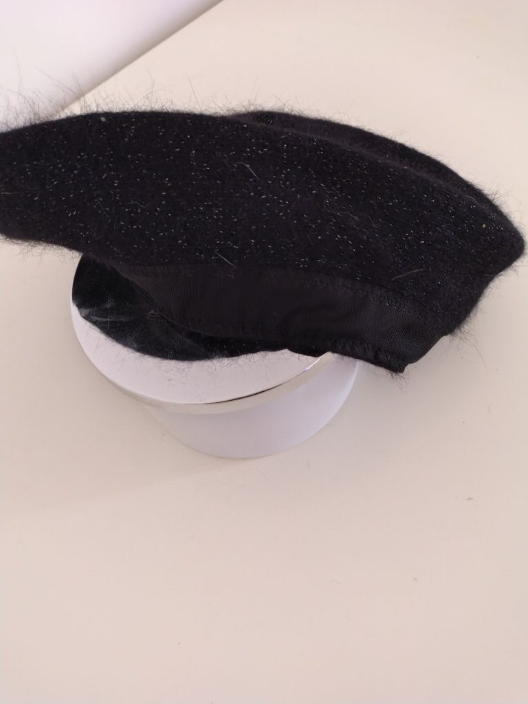 Beret damski Monnari