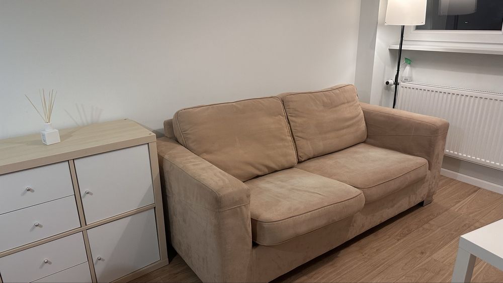 Rozkładana sofka ze spaniem 140 cm.