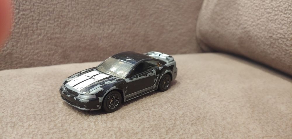 Matchbox '99 Mustang 1999 rok cena do negocjacji.