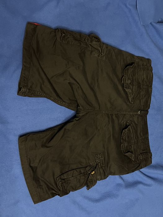 Spodnie, bojówki, krótkie szorty Alpha Industries CREW SHORT 33 czarne
