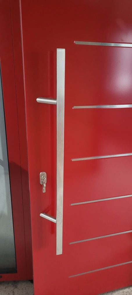 Drzwi zewnętrze Hormann czerwone