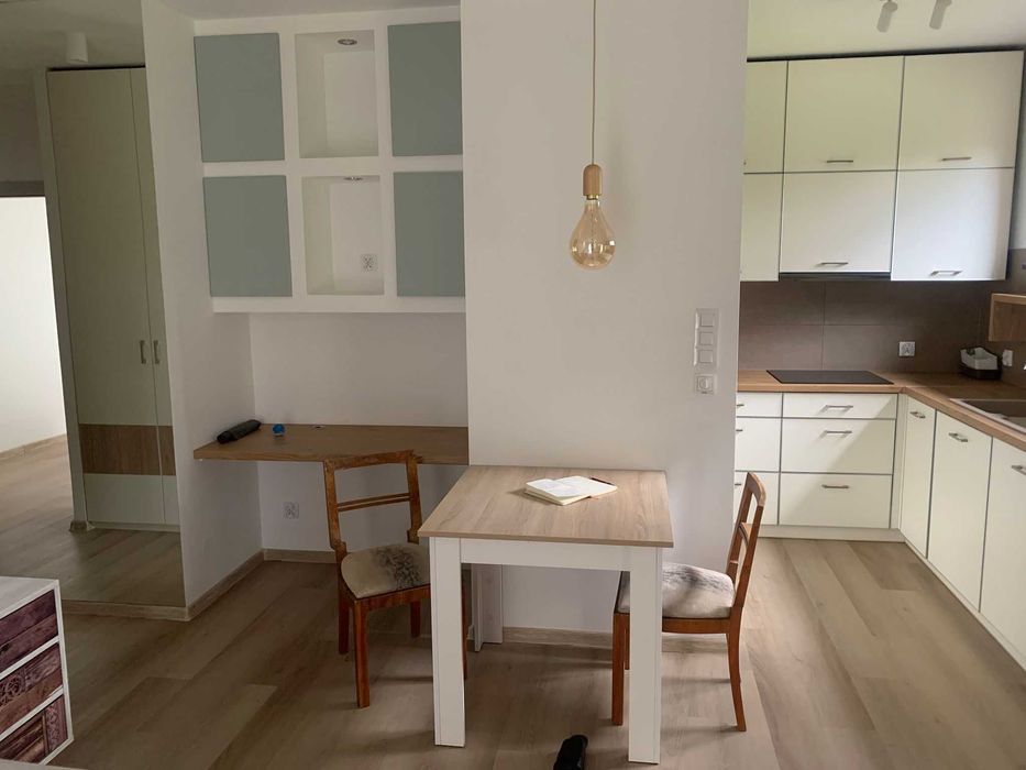 stół w stanie idealnym jasny robiony na wymiar 80x80