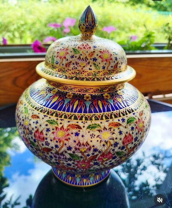 Ваза/чаша Бенжаронг