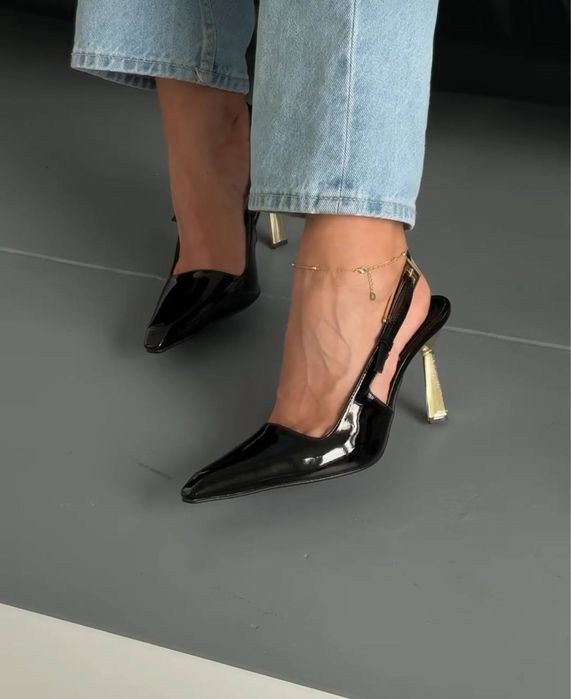 Куртка , сумка , платье , туфли