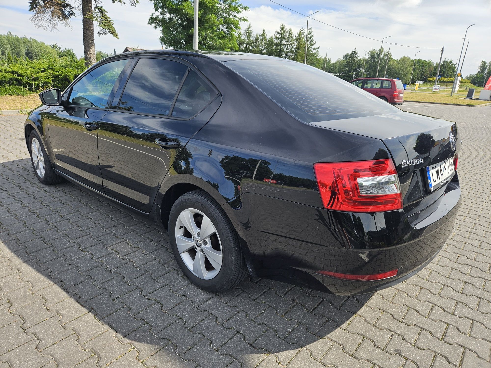 Skoda Octavia salon polska stan idelany
