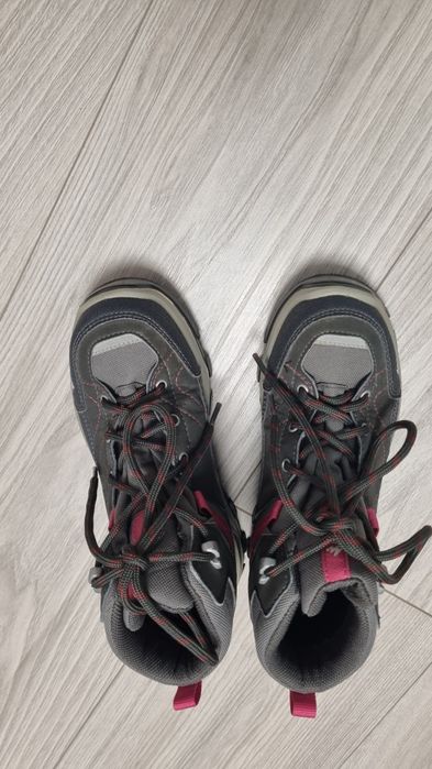 Черевики Quechua,32 розмір