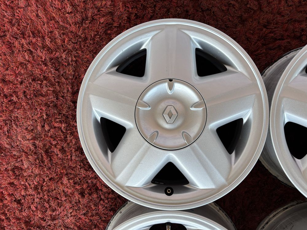 Original Renault Megan Scenik Sandero Clio Dacia Logan R15 4x100