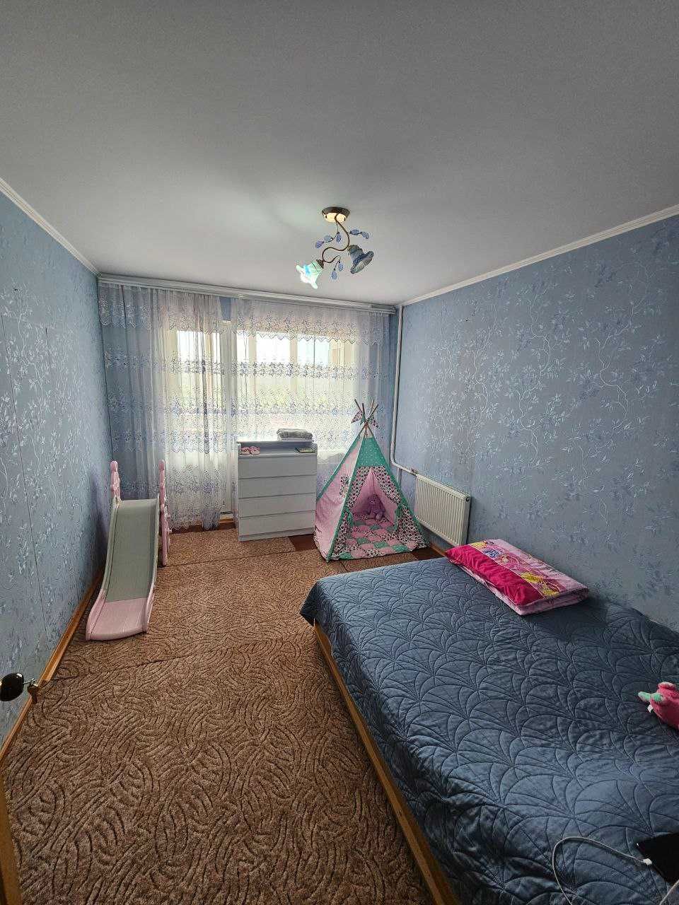 Продам 3 кімнатну квартиру, вул. Нарбутівська м.Черкаси.