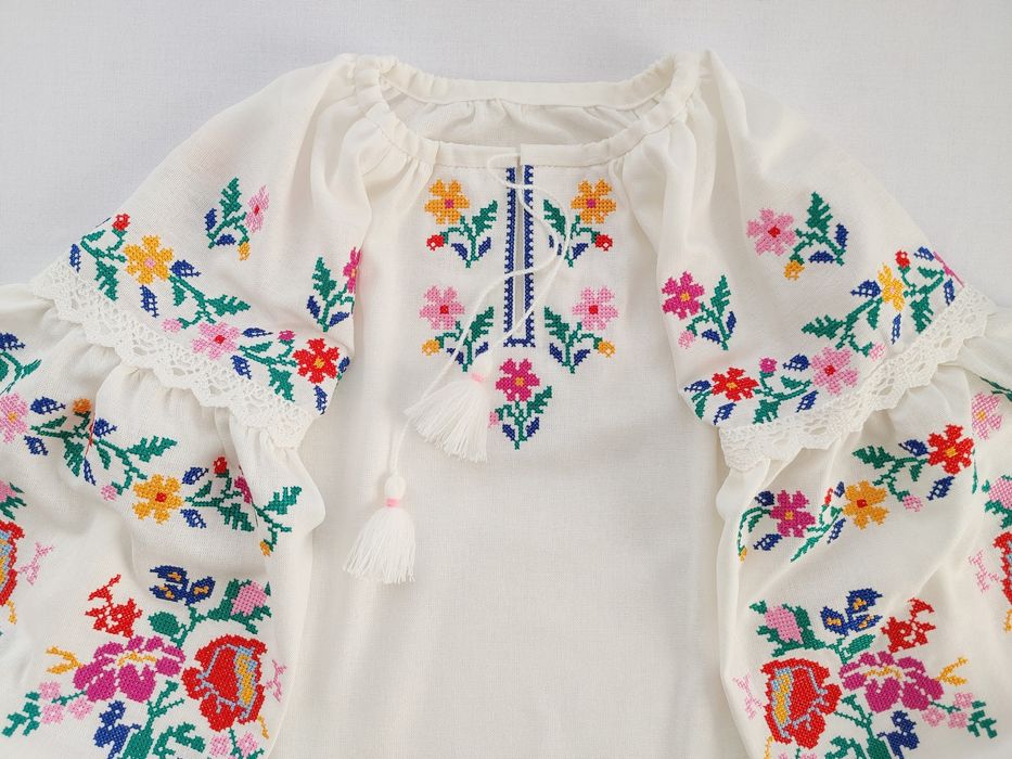 Вишита сорочка на дівчинку вишиванка