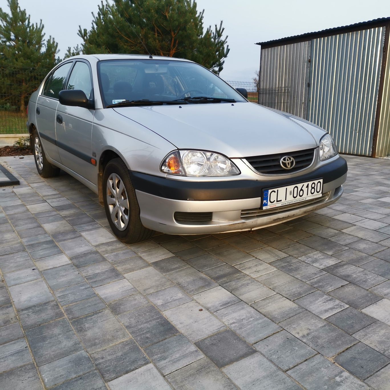 Toyota Avensis T22 2001 Salon PL