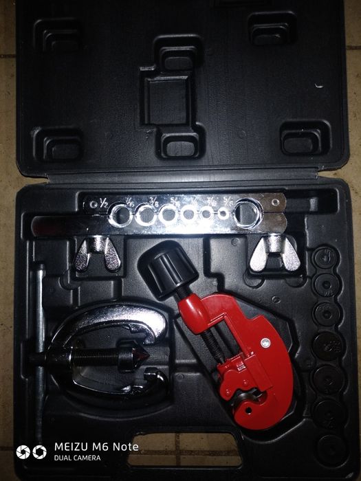 Набор для розвальцовки трубок+труборез  PROFITOOL.