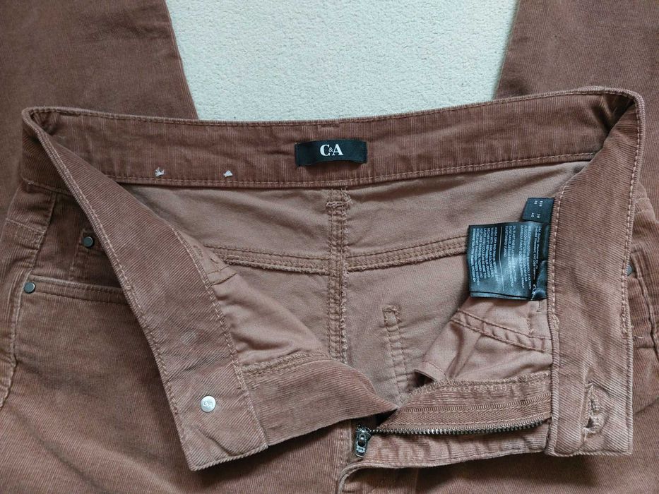 Джинси мікровельветові жіночі (нові) C&A розмір 46-48