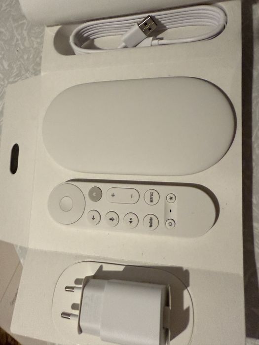 Медіаплеєр Google TV Streamer 4k