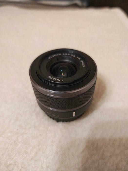 Nikon 1 Nikkor VR 10-30mm f/3.5-5.6 на запчастини чи відновлення