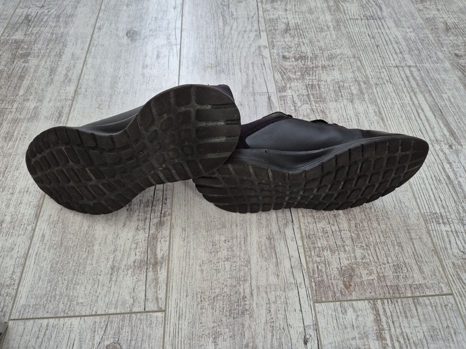 Adidas czarne adidasy dla chłopca 39 1/3