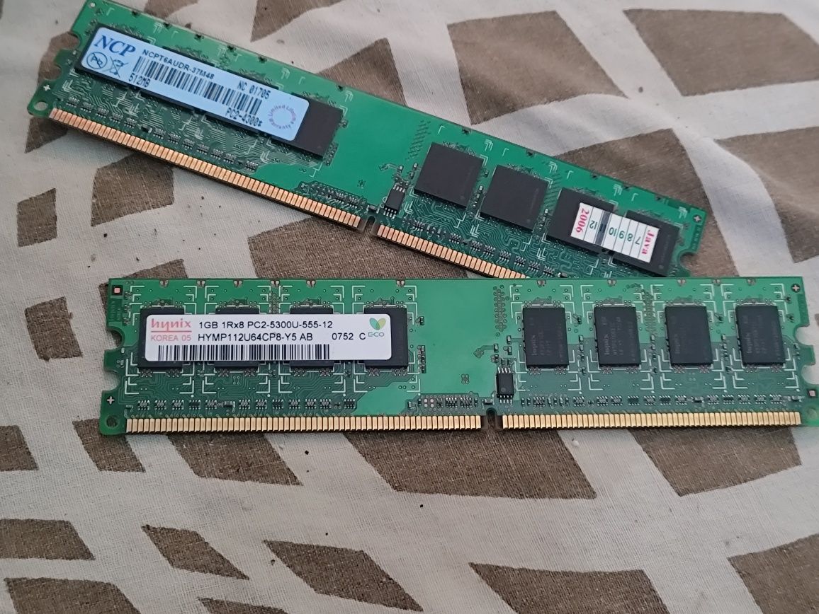 Комплект gigabyte 945gcm s2l