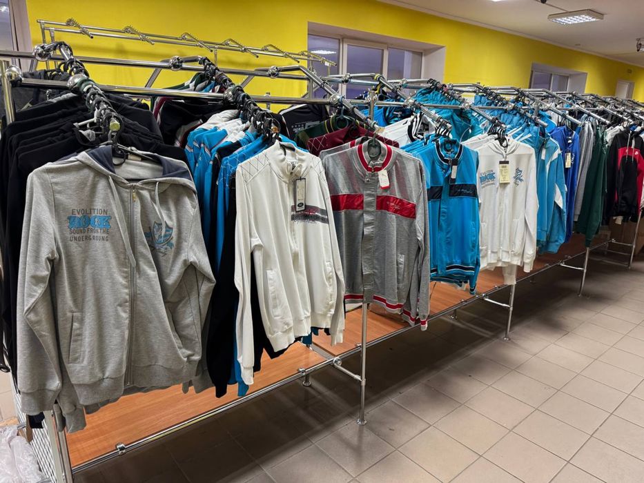 Одяг і взуття оптом чоловічий, жіночій, дитячий / прямий постачальник