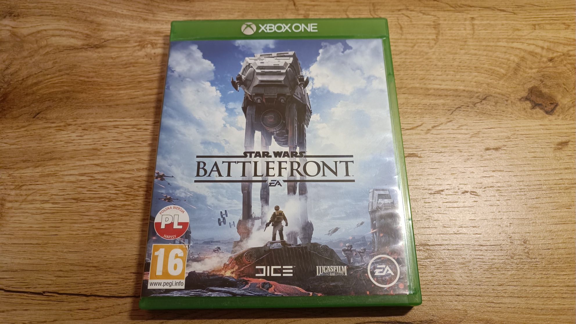 NFS i StarWars Xbox One