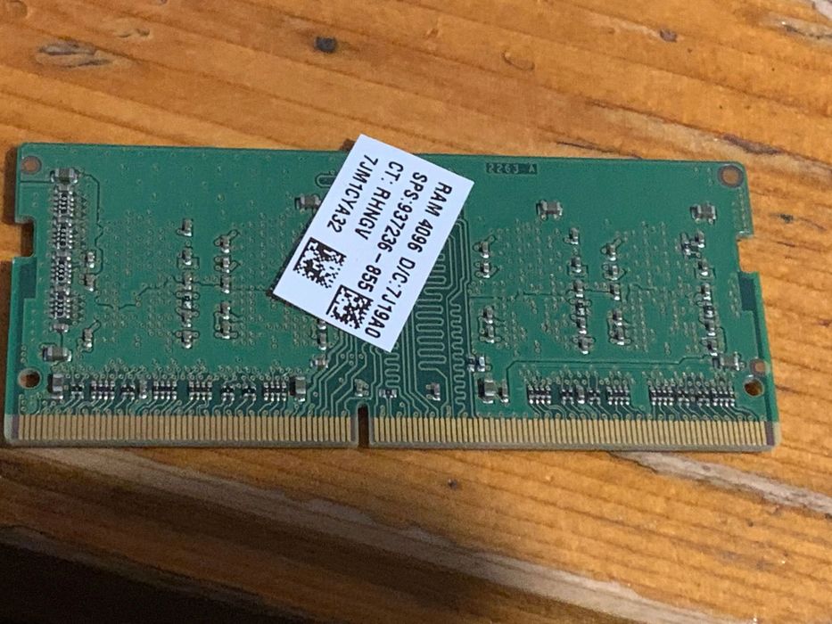 DDR4 оперативна пам’ять 4 ГБ