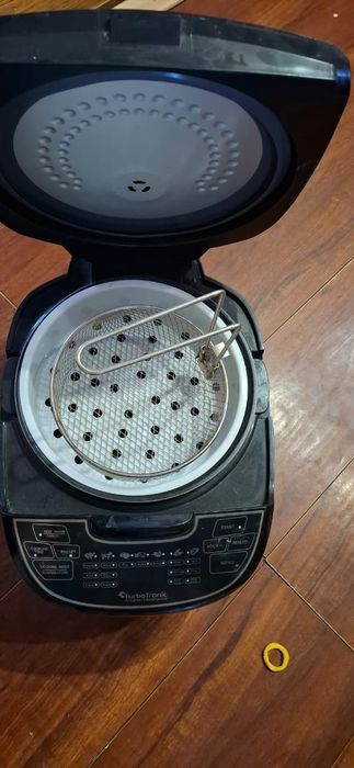 Продам мультиварку