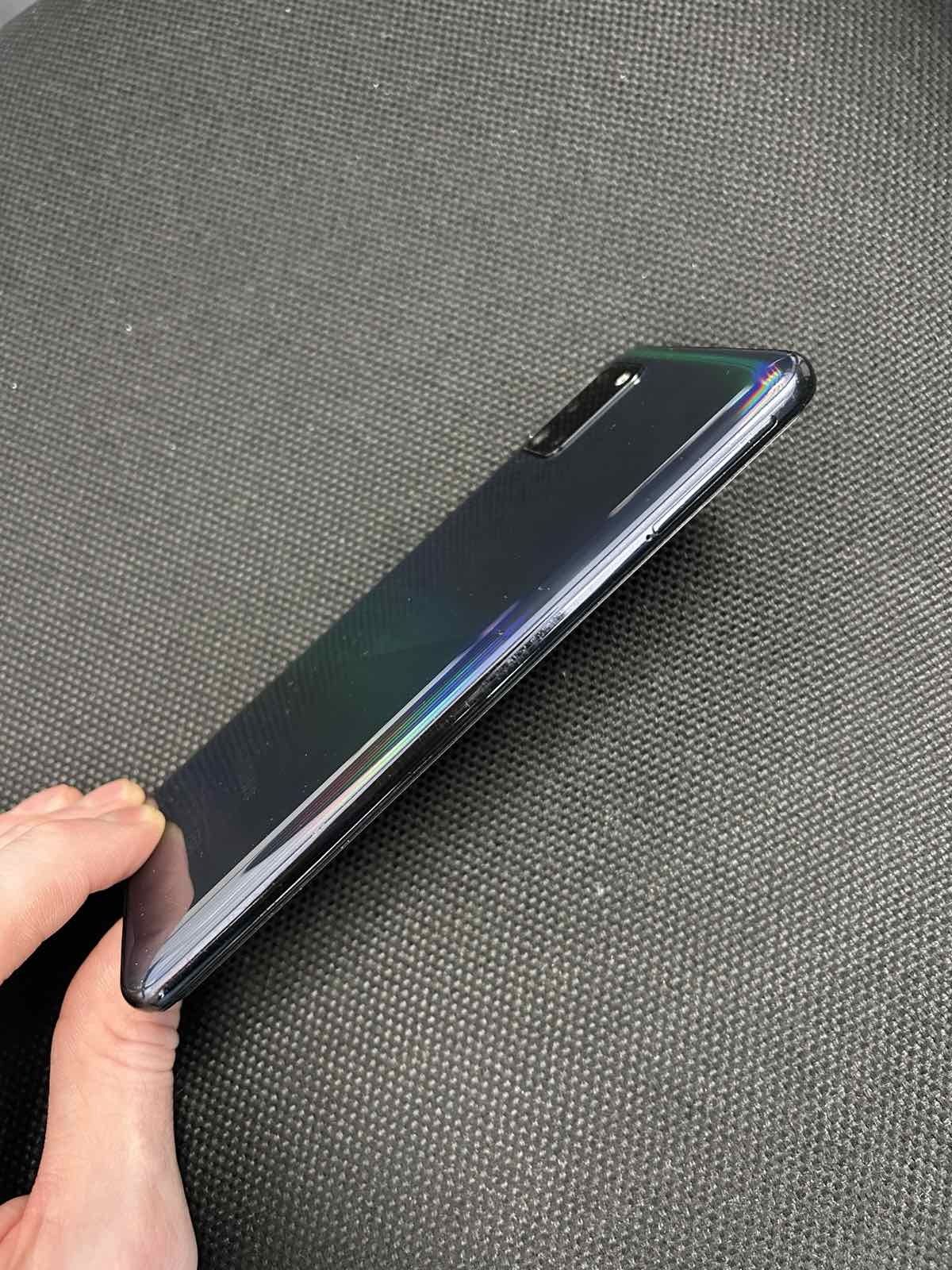 Смартфон Samsung A31 Хороший стан