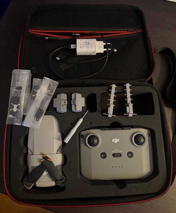 Zestaw - Dron DJI Mini 2 - Stan Idealny