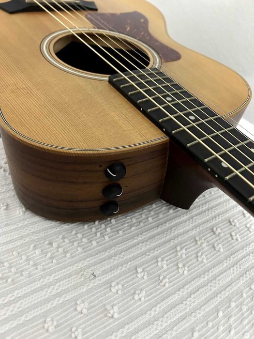 Vendo guitarra Taylor GS Mini para canhotos, com saco original