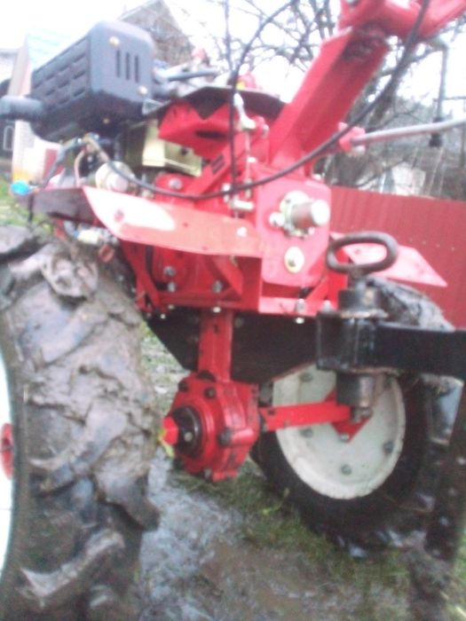 Продам мотоблок 9 к.с