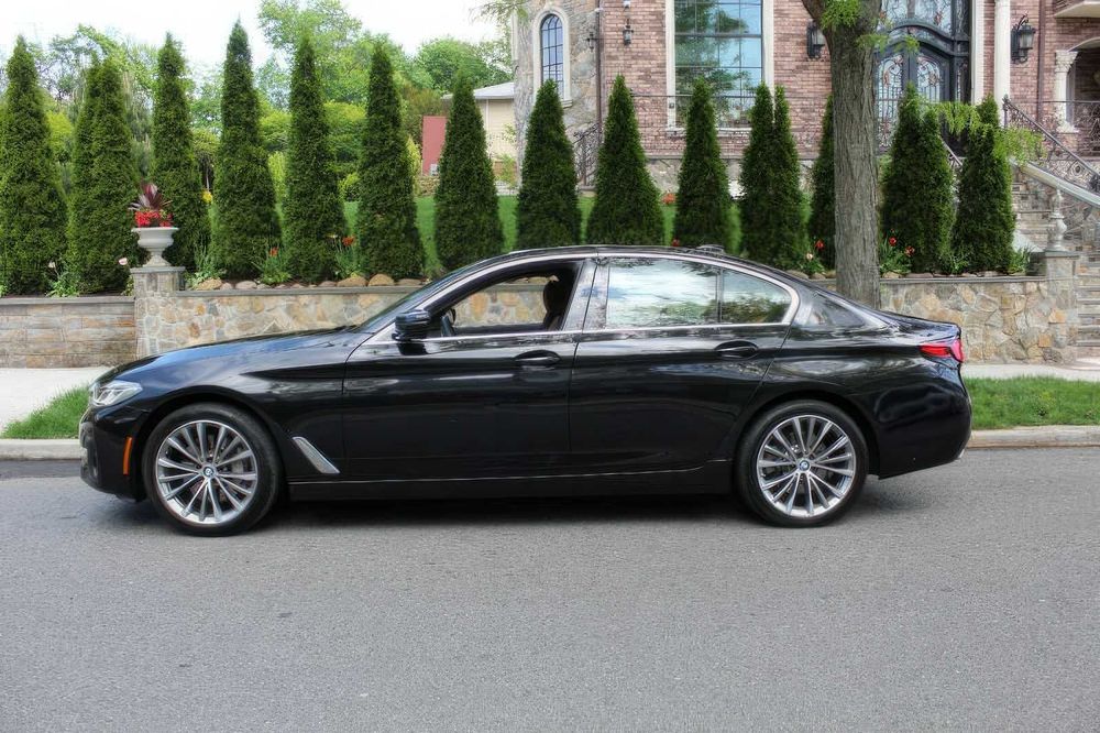 BMW 5 Series 530i xDrive      2023