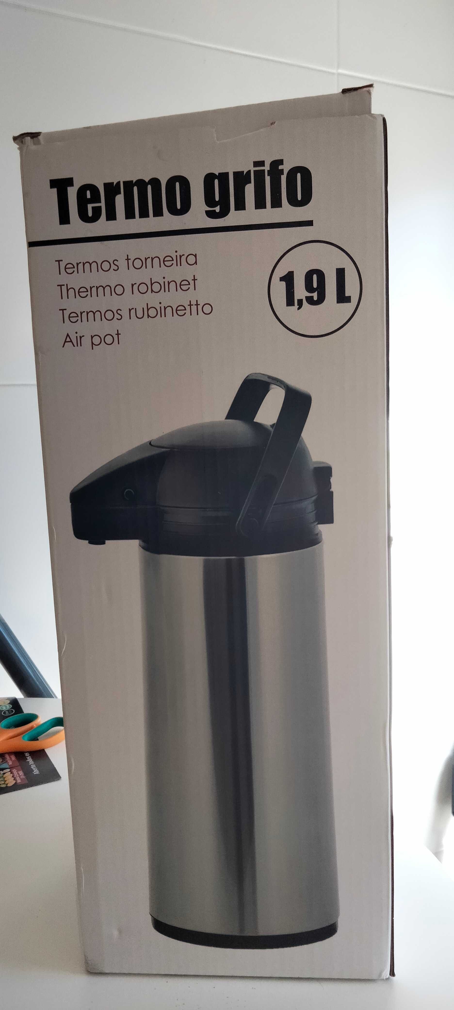 garrafa térmica com dispensador