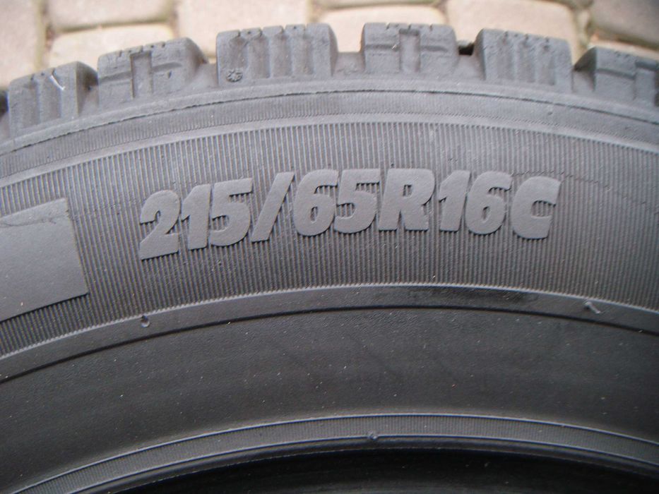 Opony zimowe 215/65/16C-MICHELIN AGILIS-BDB Stan!!