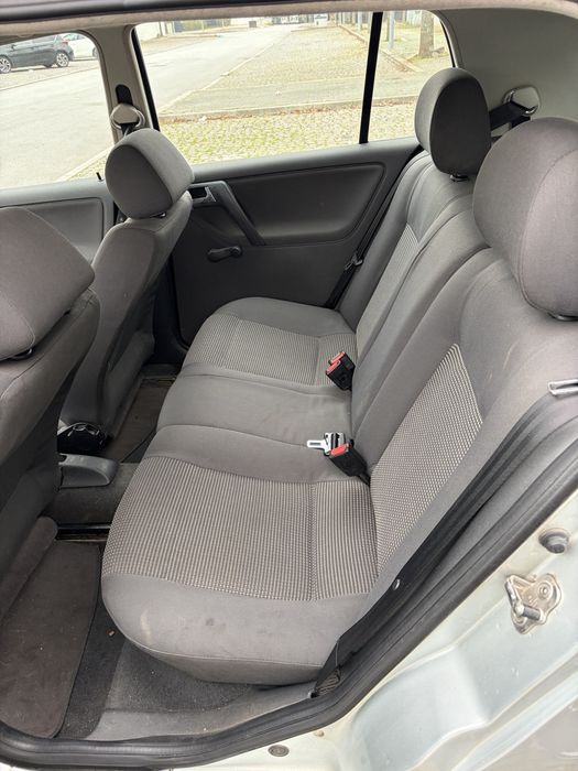 Volkswagen Polo 1.4 16V Trendeline