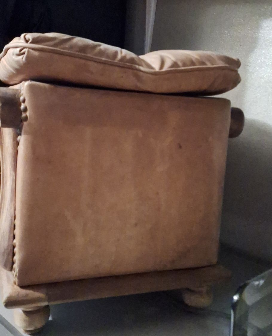 Banco, pouf, mocho pele carneira  antigo