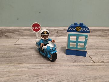 LEGO Duplo zestaw 10900 policjant na motorze