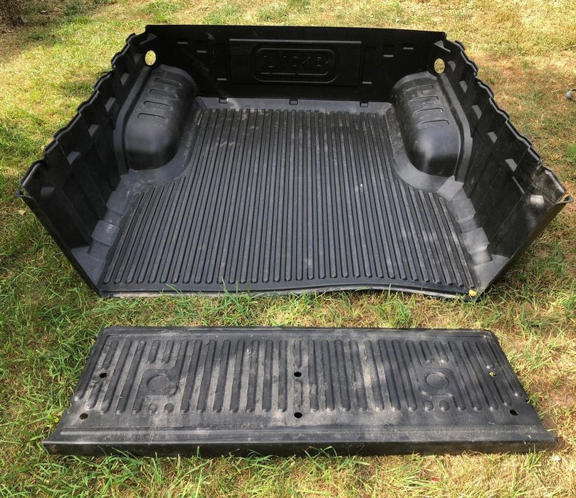 пластикова ванна в кузов пікапа (під борт) proform toyota hilyx 2015+