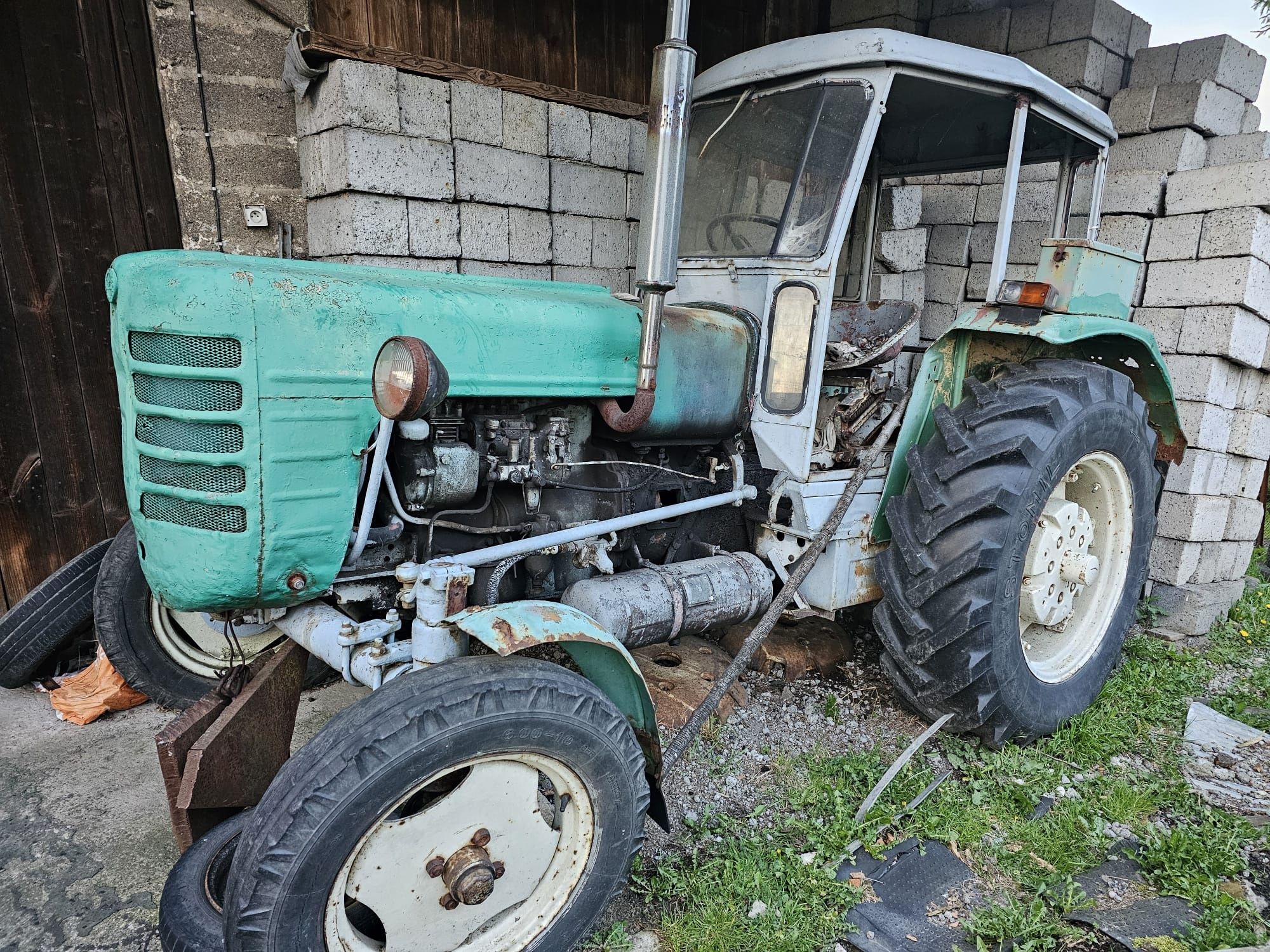 Traktor 60, ciągnik