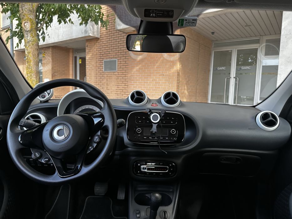 Smart EQ Forfour