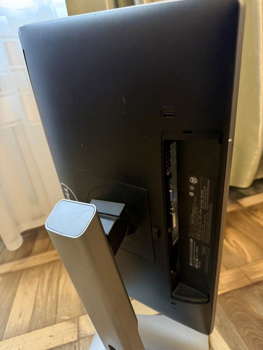 Монитор   Dell 19.5 E2014Hc